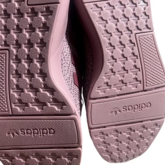 NWT - Adidas Women's Swift Run 22 Sneakers - Picture 2 of 3
